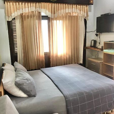 Kayuna Homestay Padangbai  Luaran gambar