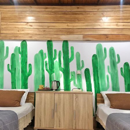Kayuna Homestay Padangbai  Luaran gambar